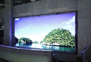 vnitřní obrazovky - led obrazovka - velkoplošná obrazovka - interiérová obrazovka - led obrazovky